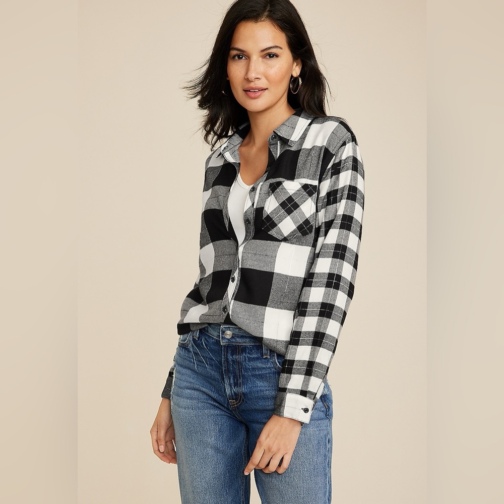 Maurice’s Women’s Metallic Mixed Stripe Neutral Plaid Button Up Size Small